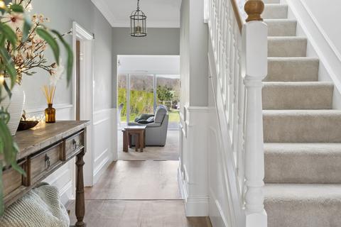 5 bedroom detached house for sale, Jenkins Lane, St. Leonards, HP23