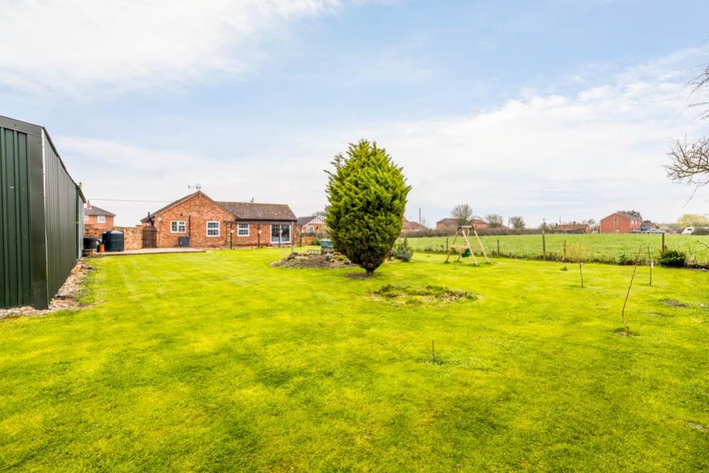 Station Farm Bungalow (Boston)-13