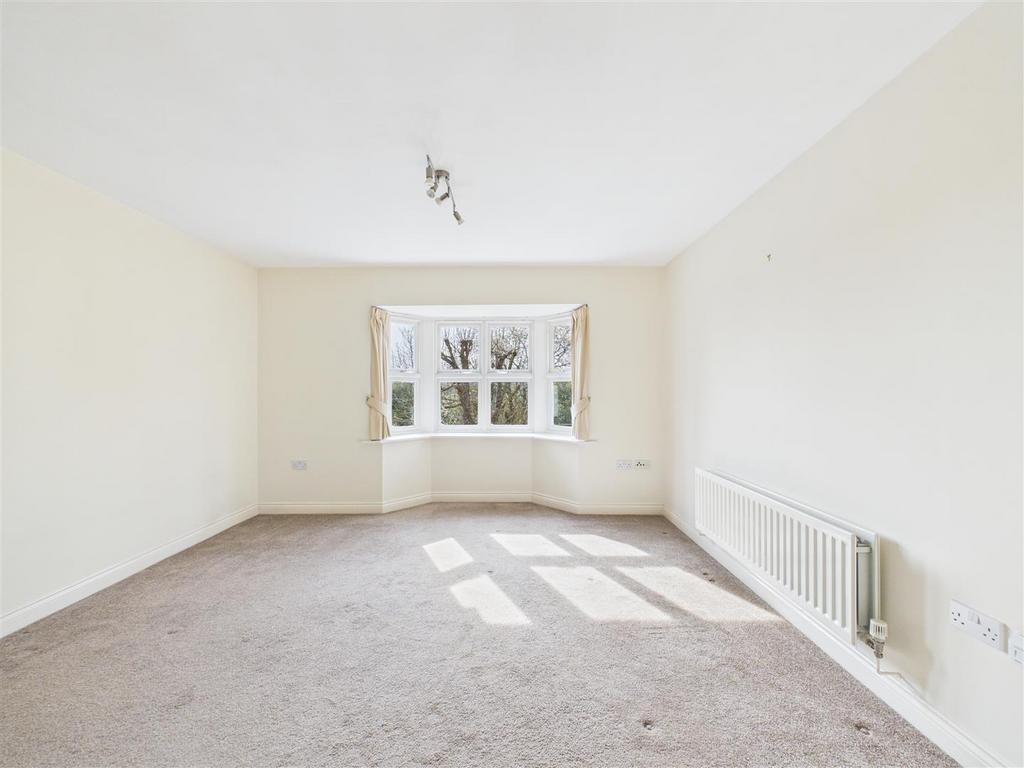 Lounge Dining Room
