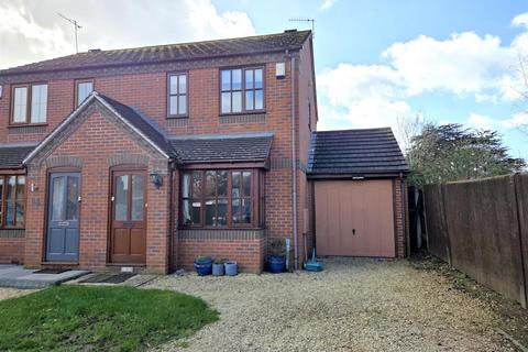 2 bedroom semi-detached house for sale, Court Drive, Stourport-On-Severn
