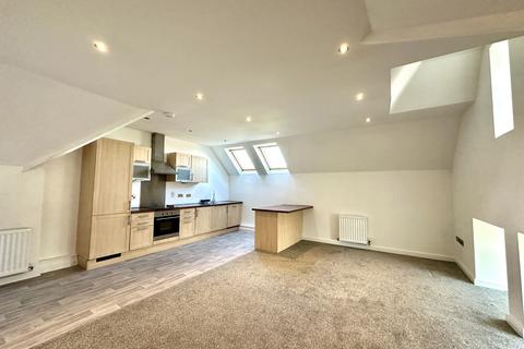 2 bedroom apartment to rent, Upper Carr Lane, Calverley LS28