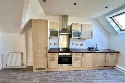 2 bedroom apartment to rent, Upper Carr Lane, Calverley LS28