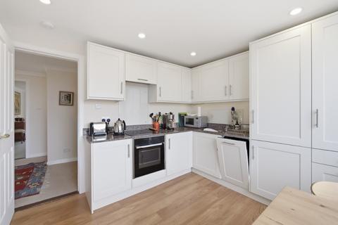 2 bedroom flat for sale, 27/10 Fettes Row, New Town, Edinburgh, EH3
