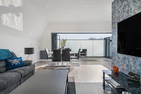 2 bedroom apartment for sale, Brampton Road, Bexleyheath, DA7