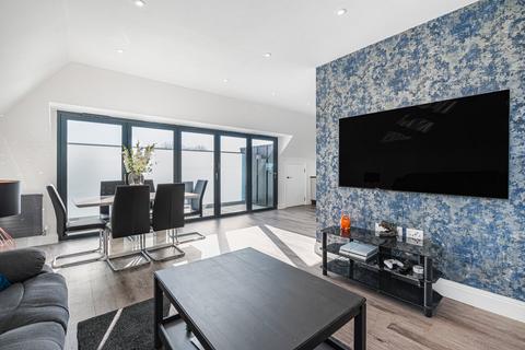 2 bedroom apartment for sale, Brampton Road, Bexleyheath, DA7