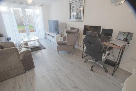 undefined, Harebell Close, Billericay CM12