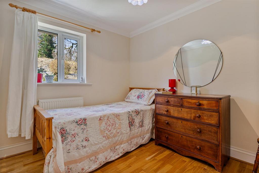 A32 - 21 Stoneleigh Drive Torquay - 260318.jpg