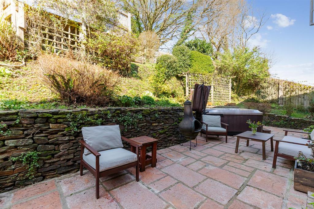 A10 - 21 Stoneleigh Drive Torquay - 260318.jpg