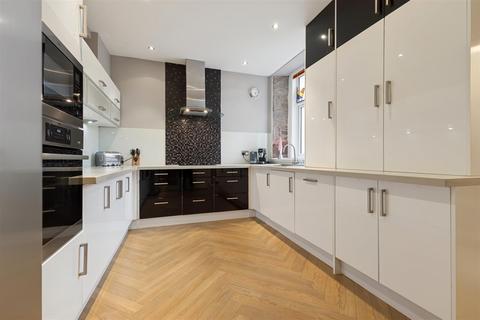 undefined, 32 King Street, Perth PH2