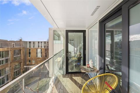 2 bedroom apartment for sale, Spectrum Way, London, SW18