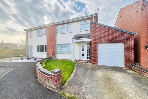 undefined, Willow Garth, Goole DN14
