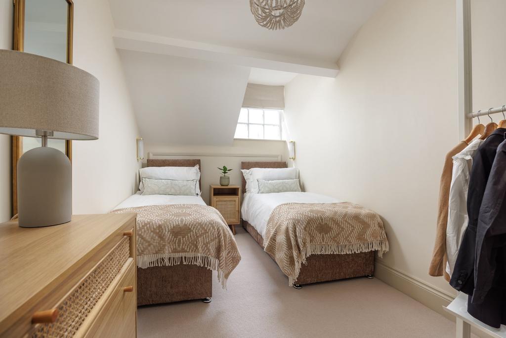 Emma place top floor