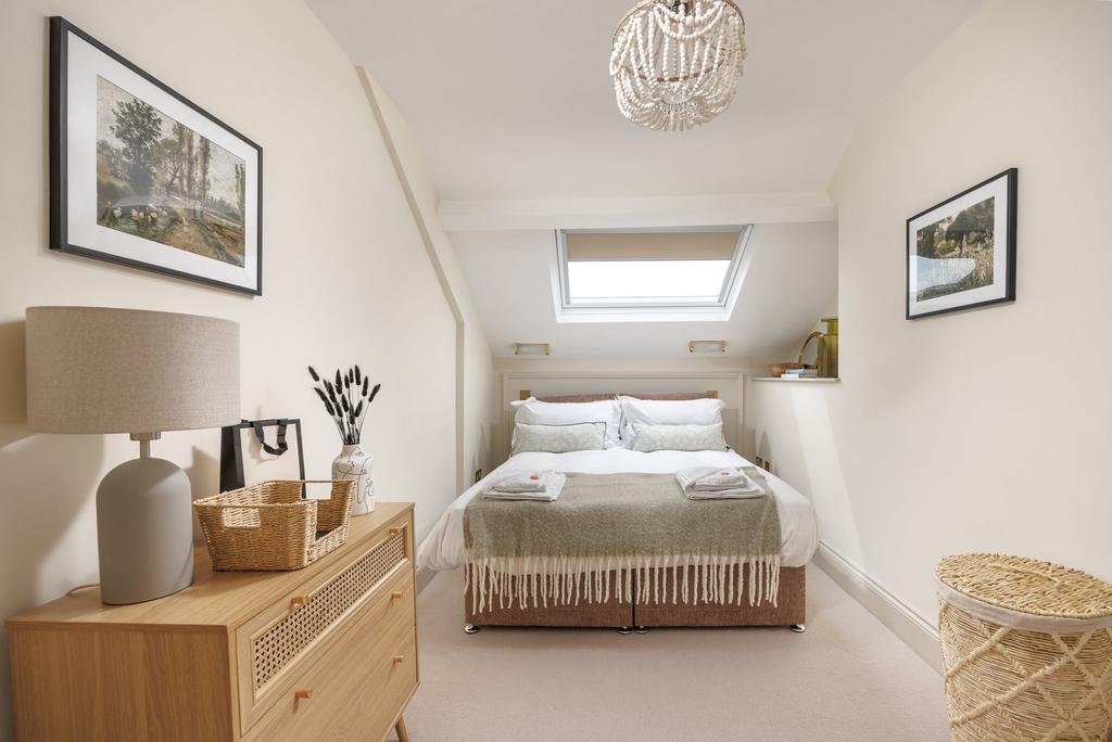 Emma place top floor