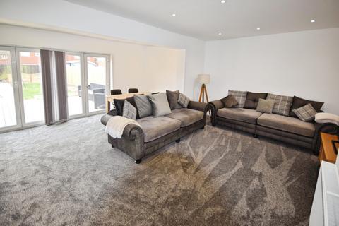 2 bedroom detached bungalow for sale, Dormy Avenue, Skegness PE25