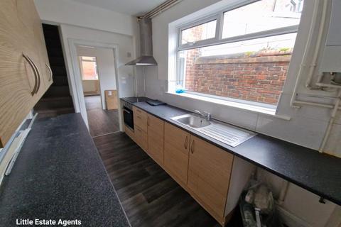 2 bedroom terraced house to rent, Exeter Street, St. Helens WA10