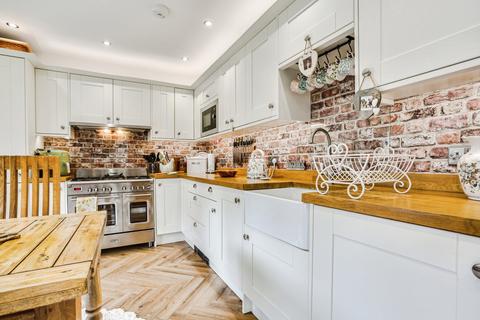 undefined, Johns Crescent, Wakefield, WF2