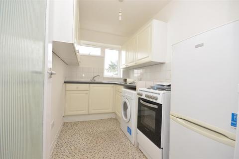 undefined, Gainsborough Court, Stockingstone Road, Luton, LU2 7NQ