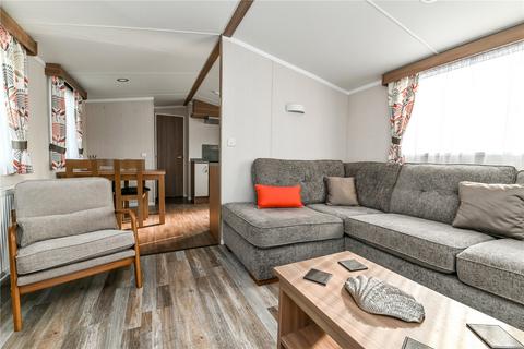 3 bedroom park home for sale, Shorefield, Shorefield Country Park, Downton, Hampshire, SO41