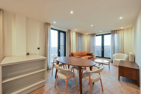 2 bedroom flat to rent, Selbourne Road, Walthamstow, E17