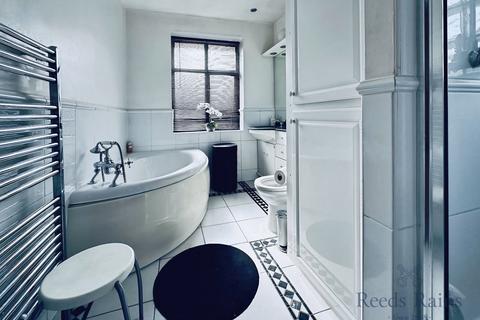 undefined, Leamington Avenue, Bromley BR1