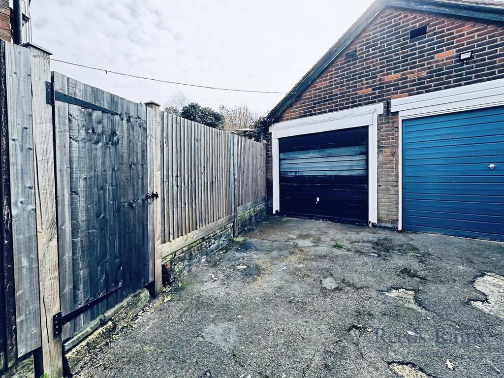 Garage To Side