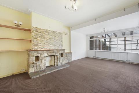 4 bedroom semi-detached house for sale, Longbridge Road, Barking, IG11