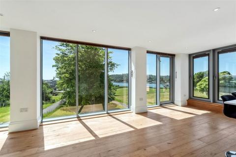 3 bedroom apartment for sale, Maritime Square, Plymouth