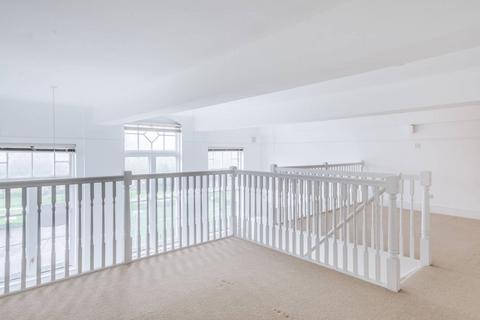 1 bedroom flat to rent, Este Road, Clapham Junction, London, SW11