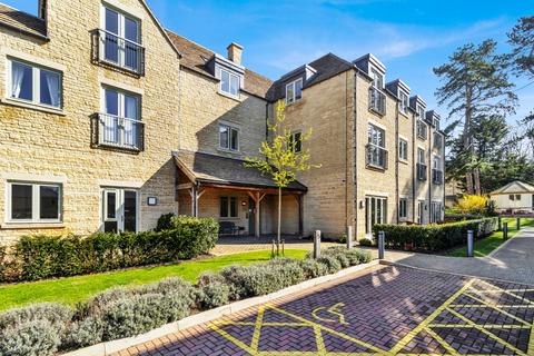 2 bedroom retirement property for sale, Lime Crescent, Siddington Park, Siddington, Cirencester, GL7