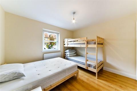 undefined, Walton Road, WEST MOLESEY, Surrey, KT8