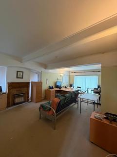 undefined, West Drayton Park Avenue, West Drayton UB7