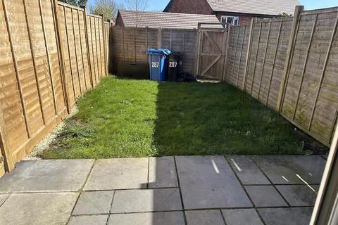 undefined, Meadow Way, Tamworth
