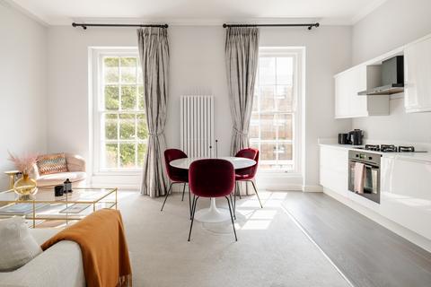 1 bedroom flat for sale, Offord Road, London, N1