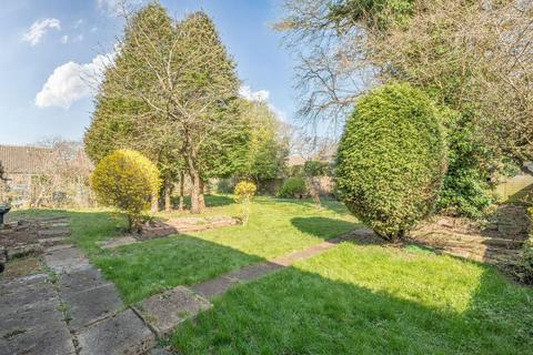 undefined, Goodenough Way, Coulsdon CR5