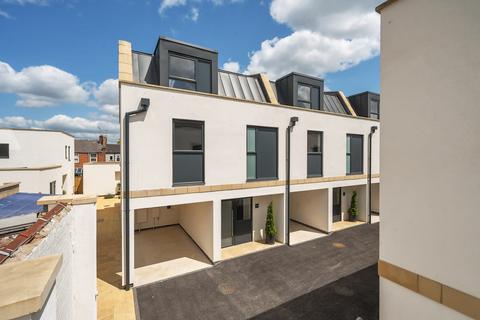 undefined, Carlton Street, Cheltenham, GL52