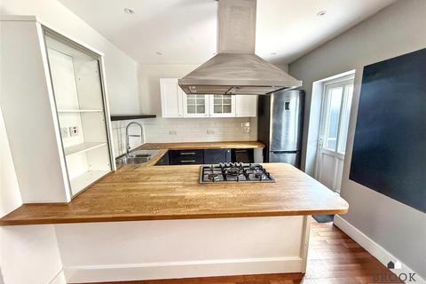 2 bedroom house for sale, Sydney Road, Eastbourne BN22