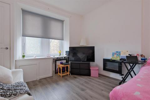 1 bedroom apartment for sale, Woodside Walk, Hamilton