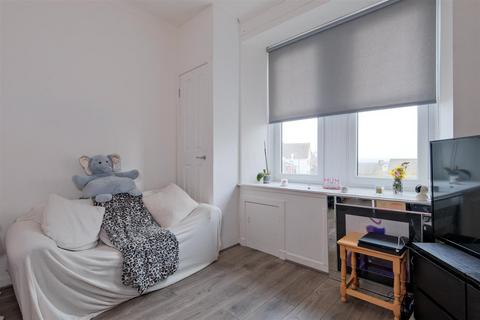 1 bedroom apartment for sale, Woodside Walk, Hamilton