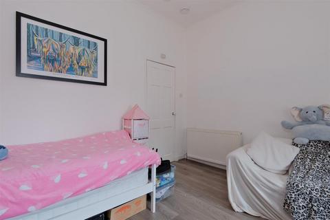 1 bedroom apartment for sale, Woodside Walk, Hamilton