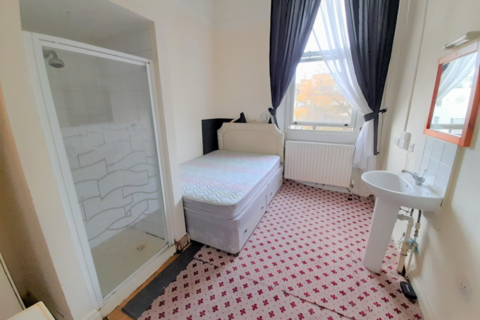 undefined, Holmes Road, Kentish Town, NW5