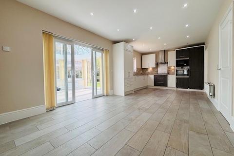 undefined, Ruth King Close, COLCHESTER