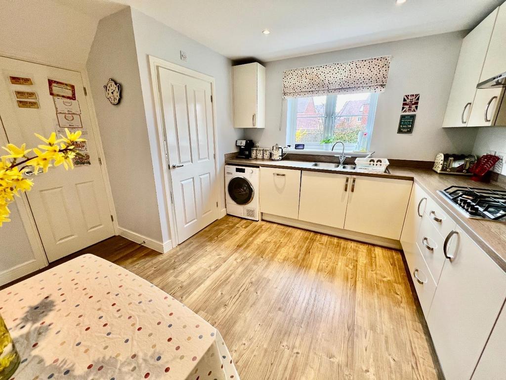 Kitchen/Breakfast Room