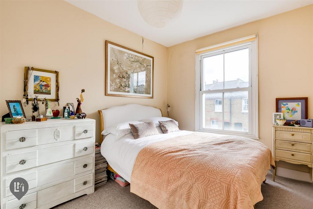 Bedroom LM.jpg