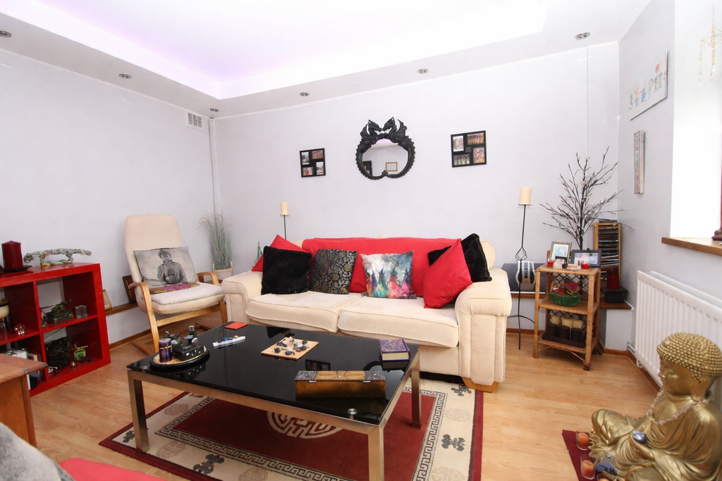 Second Lounge