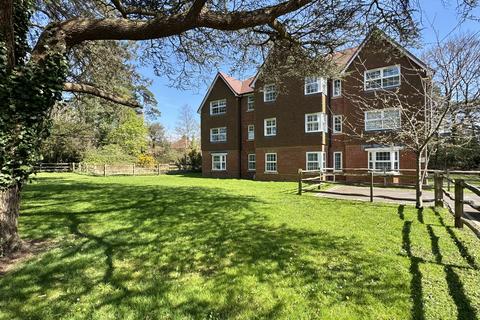 Montefiore Drive, Southampton, SO31