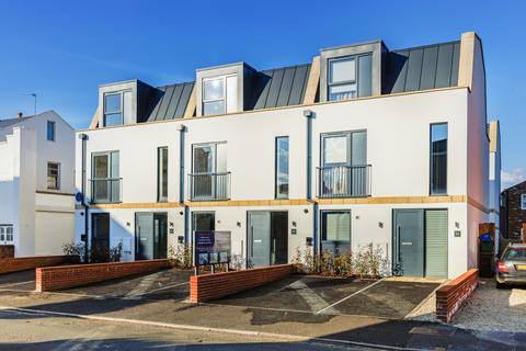 3 bedroom house for sale, Carlton Street, Cheltenham, GL52