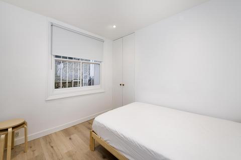 3 bedroom flat to rent, Ladbroke Grove, Ladbroke Grove, London, W10