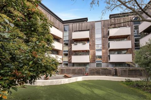 1 bedroom apartment for sale, Hornsey Road, London, N7