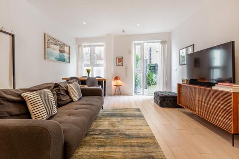 1 bedroom apartment for sale, Hornsey Road, London, N7