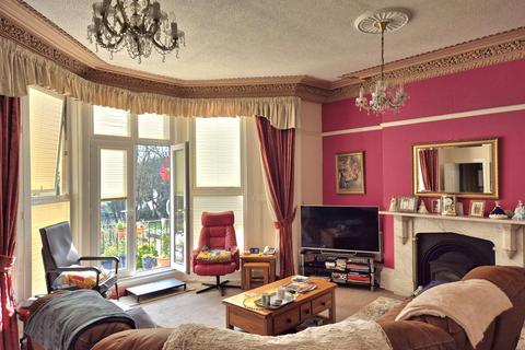2 bedroom flat for sale, Shrubbery Avenue, Weston-Super-Mare BS23